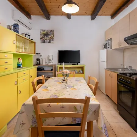 House Bruno * Drenje