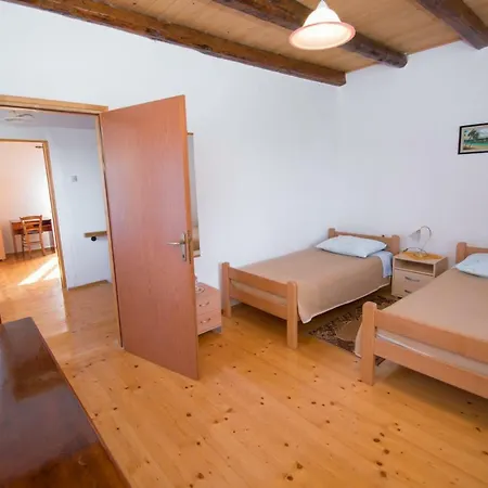 Apartment House Bruno Drenje (Istria)